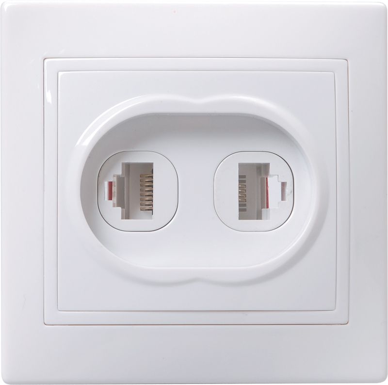 Розетка EIK10-K01-DM ∙ KVARTA Роз. 2-мест. RJ11+RJ45 кат.5е РК/Т12-КБ бел. IEK