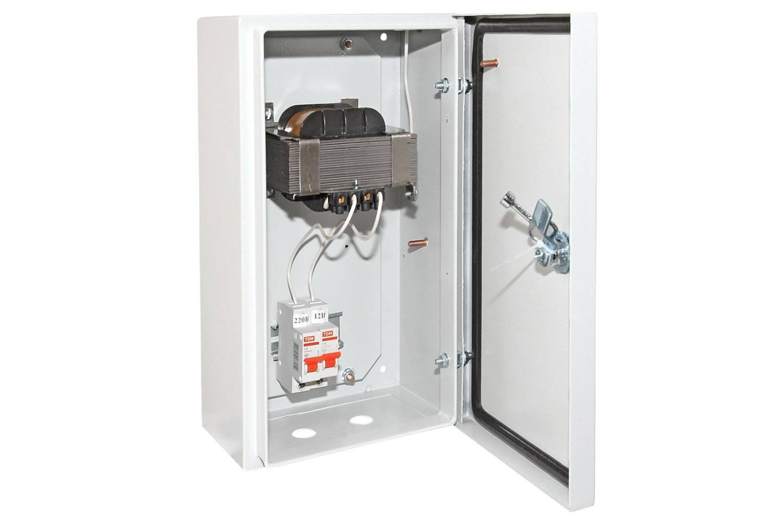 Ящик с понижающим трансформатором TDM ELECTRIC SQ1601-0019 ЯТП-0,25 220/42-2 авт. IP54